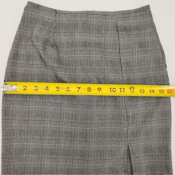 Windsor Plaid Mood High Slit Mini Skirt Womens Size Medium Check Y2K 2000s Style - Picture 7 of 8